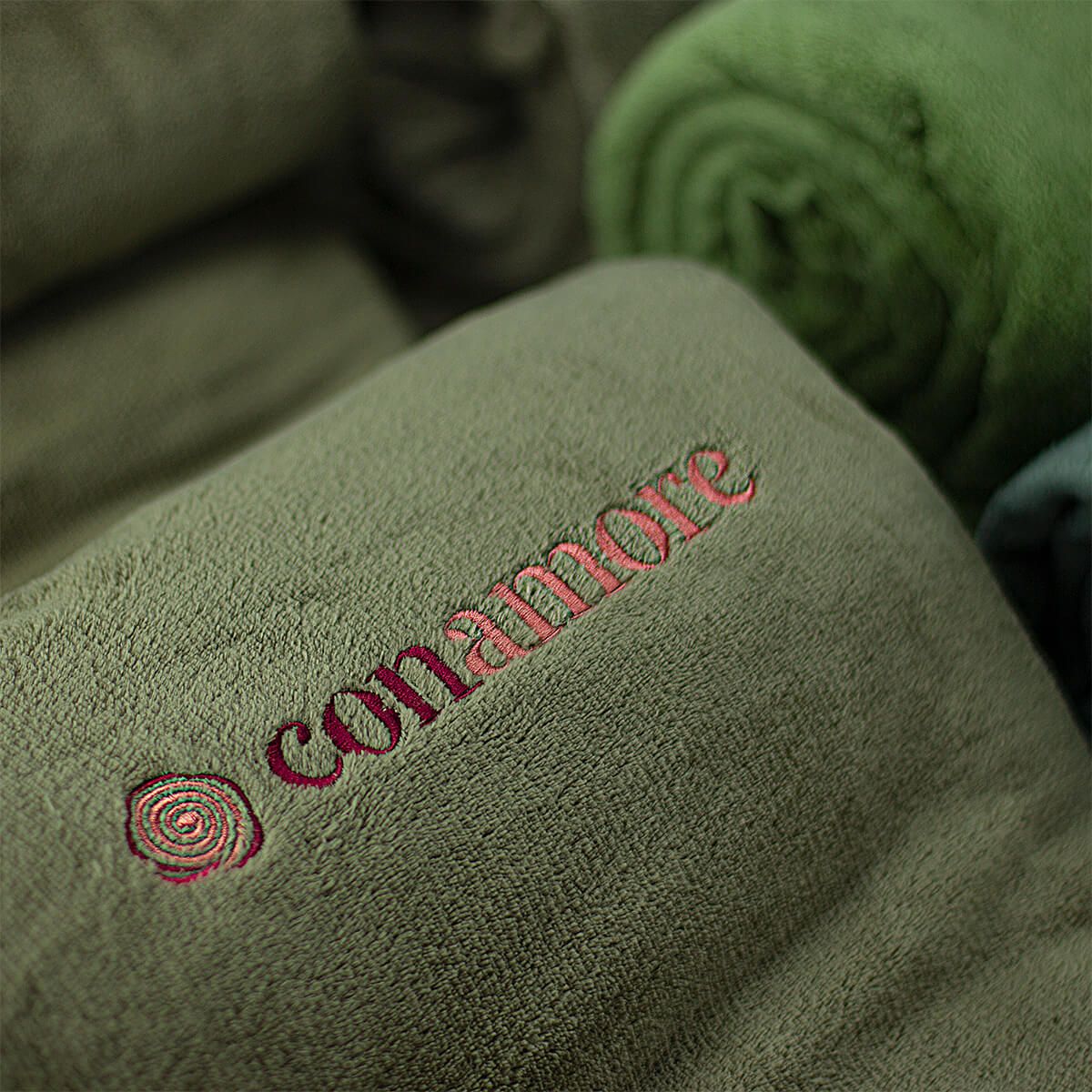 Bordado Personalizado em Cobertores - Sob Consulta