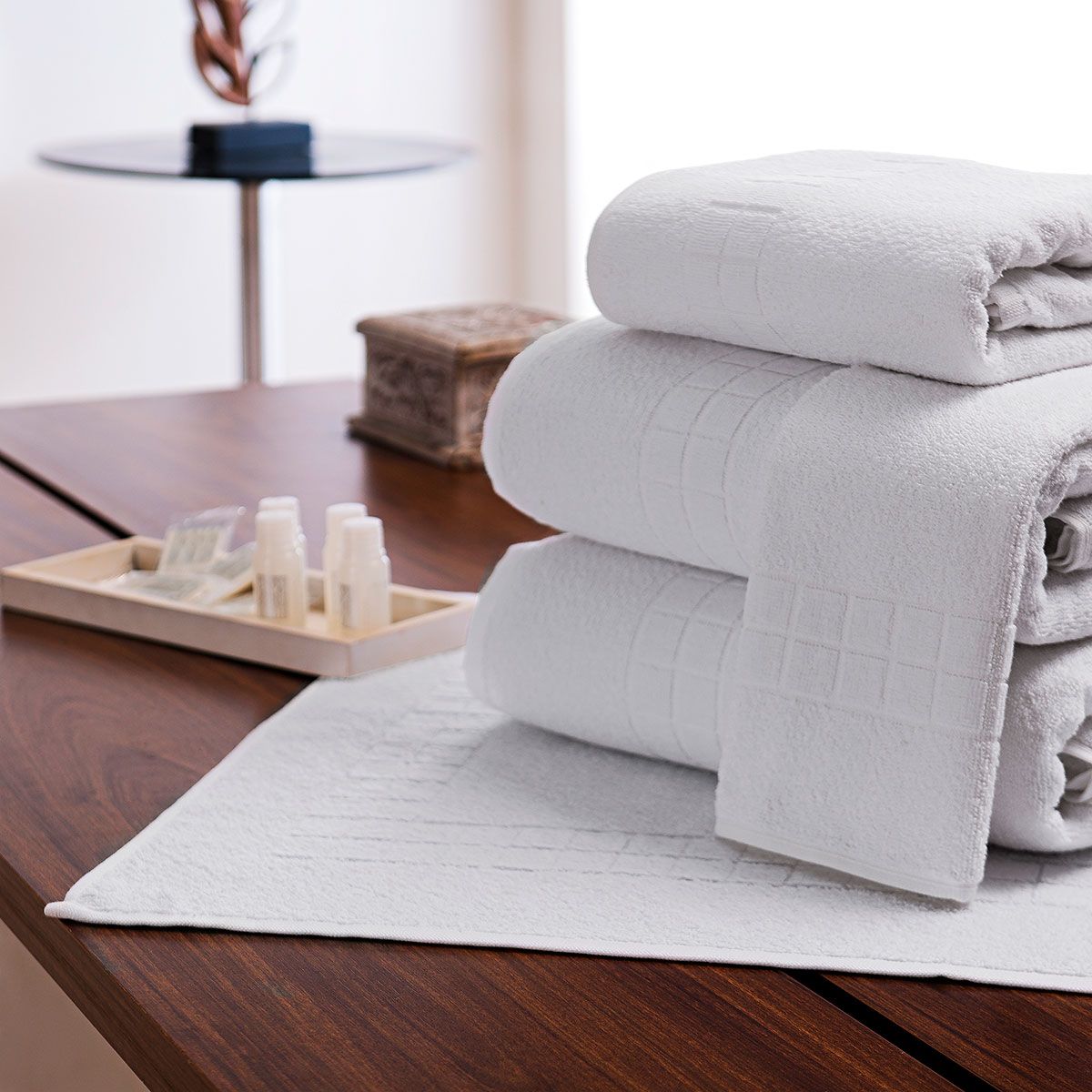 Toalha de Banho Smart Hotelaria - 70x130cm - Fio Retorcido - Gramatura 340g/m2 - Peso: 310g