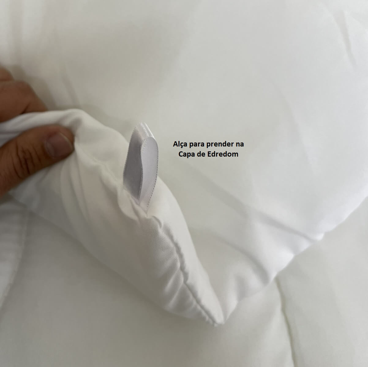 Enchimento para Edredom BRANCO Dupla Face King 2,50X2,80 - detalhe das alcas para amarracao