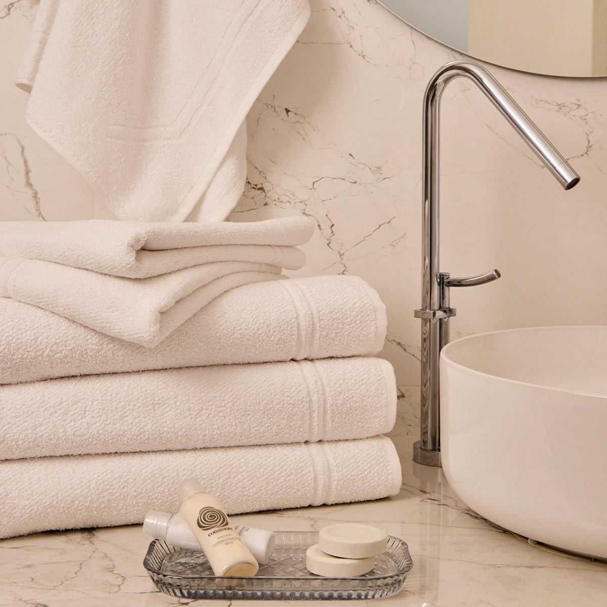 Toalha Branca ideal para Hotelaria Profissional - Conamore