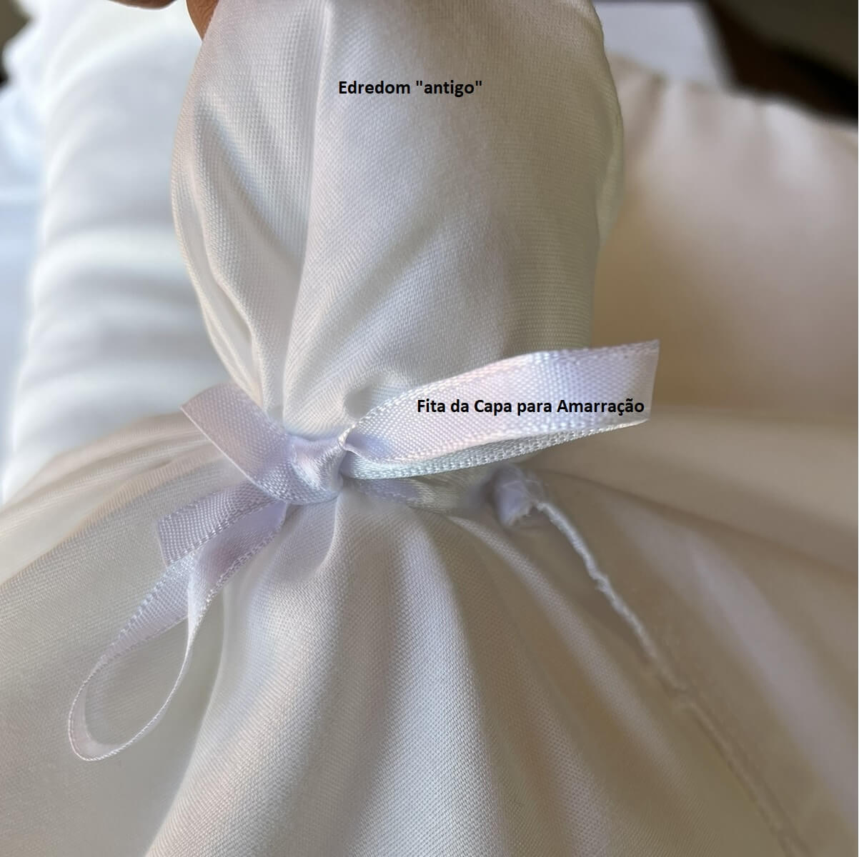 Capa de Edredom Branco